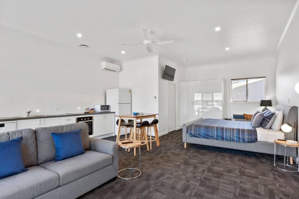 Port Lincoln Shark Apartment 6 외부 사진